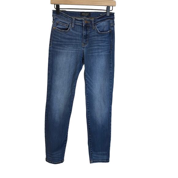 Judy Blue Relaxed Fit Medium Wash Denim Ankle Length Jeans Sz 27 / 5 - Picture 1 of 11